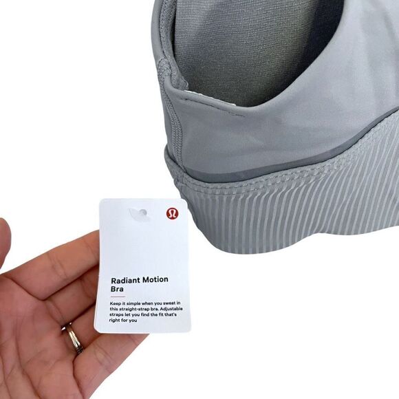 Lululemon Radiant Motion Bra NWT - Picture 7 of 7